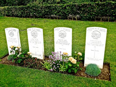 Soldiers remembrance headstones