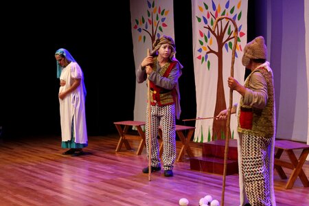 Scene theatre weyder moreira