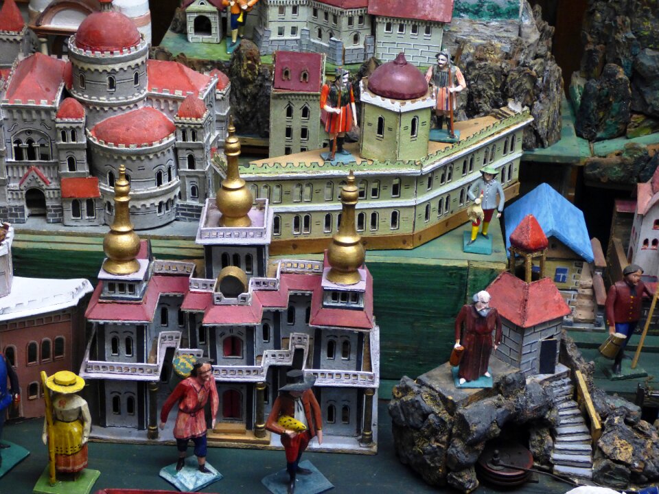 Buildings fun painted