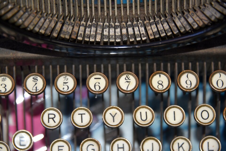 Type office machine