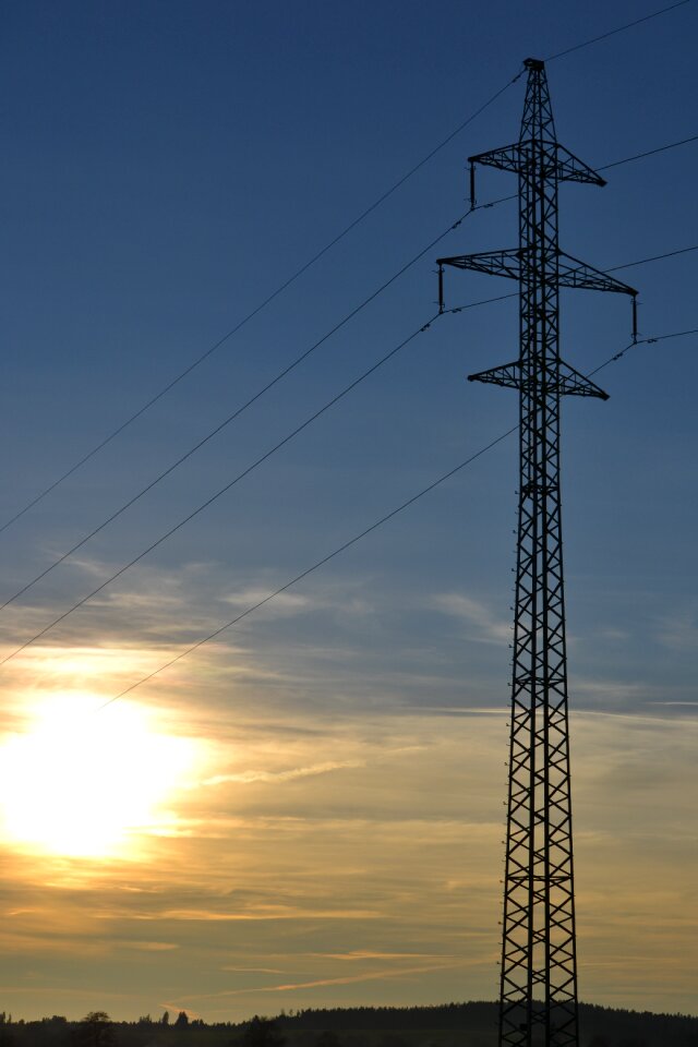 Electrical wiring column sun