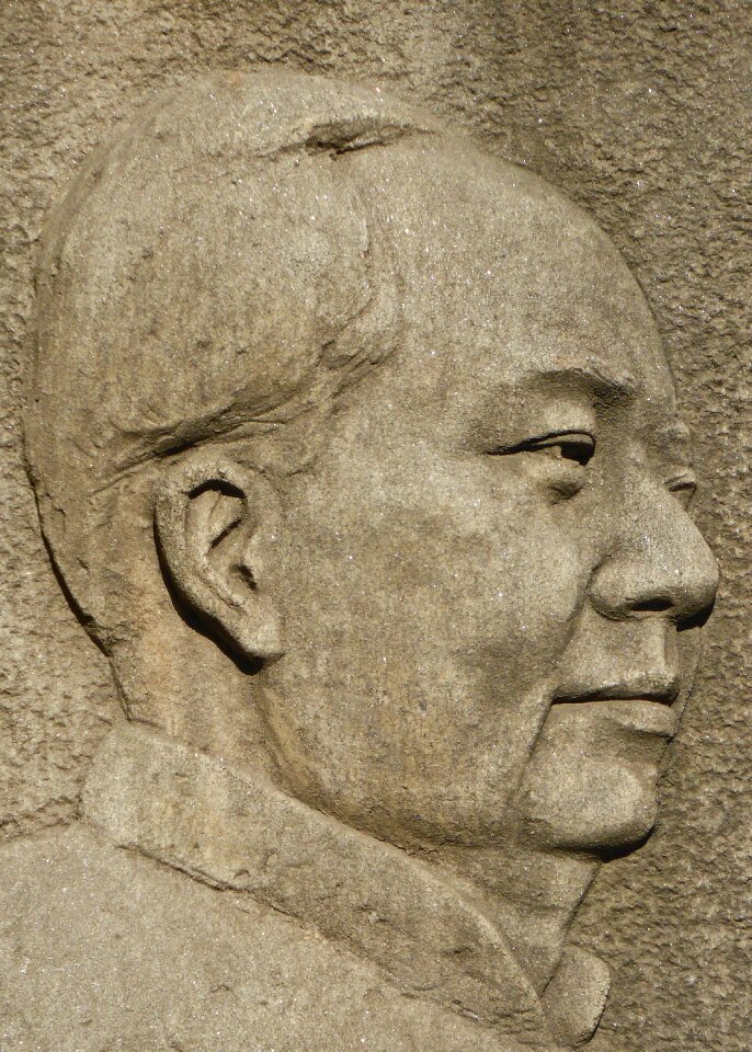 Statue heritage chinese