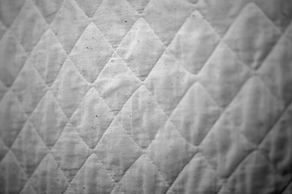 Pattern fabric insulation