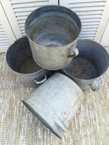 Gardening pail