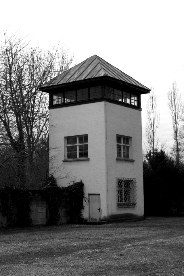Hitler era crime kz
