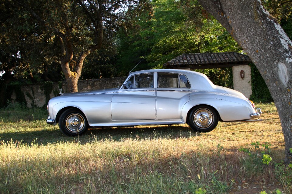 Old cars luxury cars
