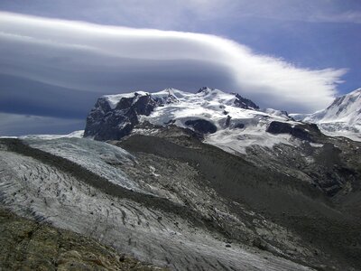 Snow valais cloud