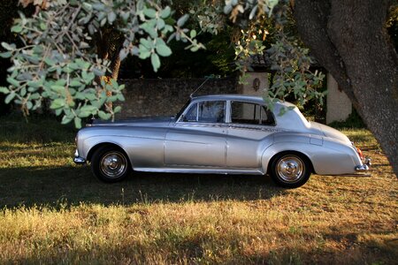 Old cars luxury cars