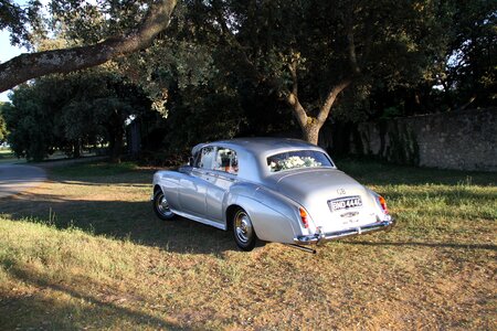 Old cars luxury cars