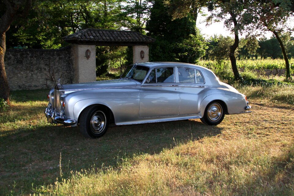 Old cars luxury cars