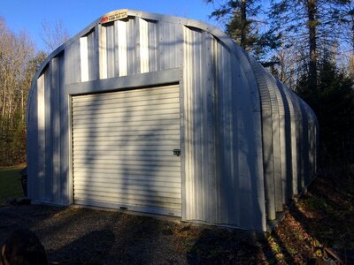 Farm building shelter