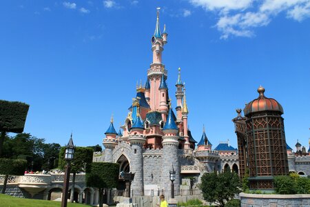 Tinkerbell roof attraction