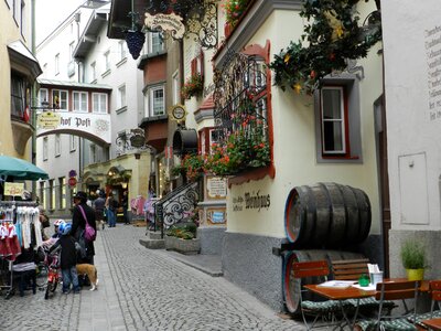 Street houses barrels