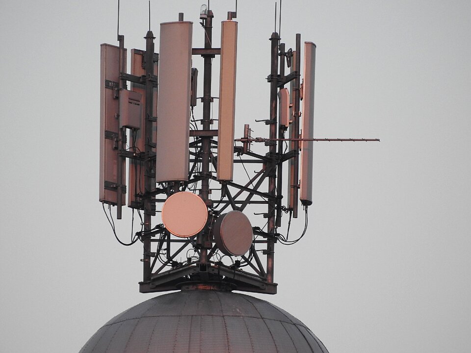 Mobile mobile phone masts mobile radio antennas