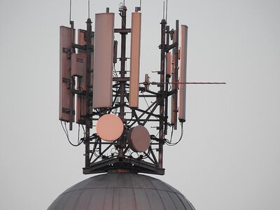 Mobile mobile phone masts mobile radio antennas