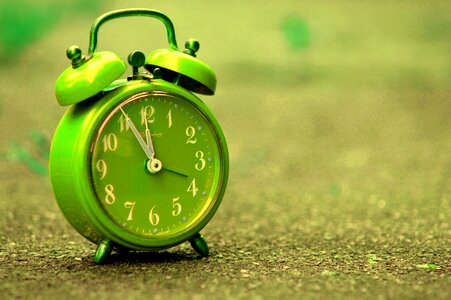 Clock ring the bell dial
