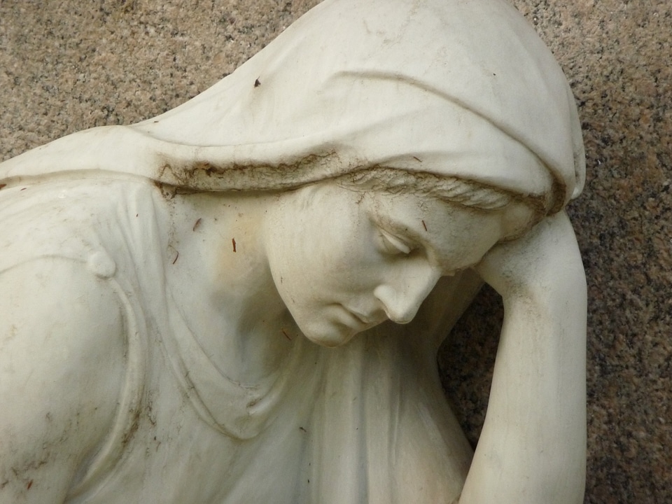 Mourning engrossment silent
