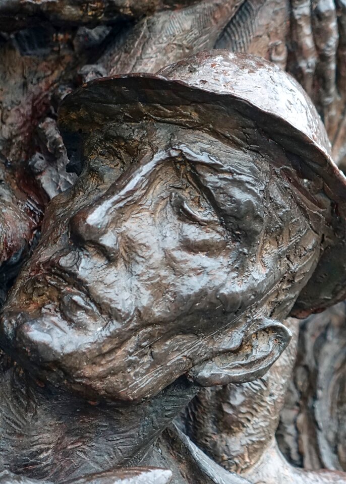 Expression artistic carving