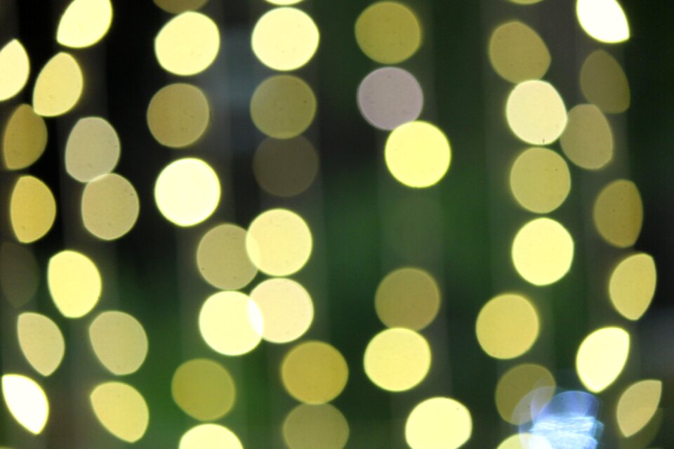 Background brightness bokeh