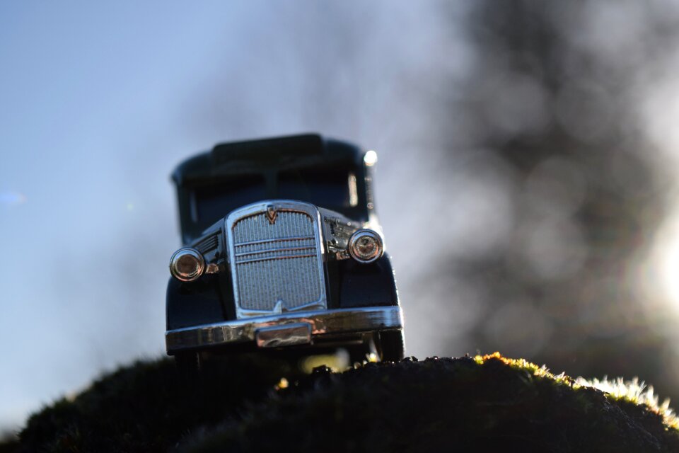 Transport vehicle lorry