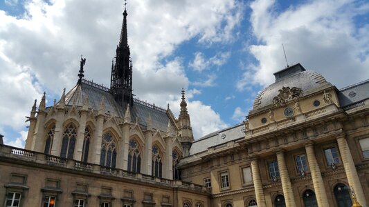 Paris church chapel