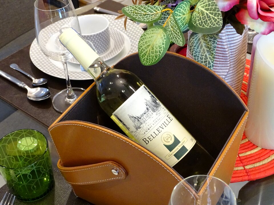Wine alcoholic beverages food