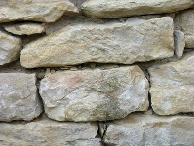 Wall stone structure