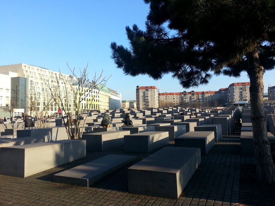 Stelae holocaust memorial history