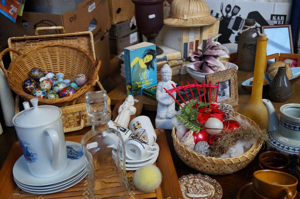 Things egg tableware