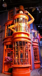 Harry potter studio diagon alley weasleys' wizard wheezes photo