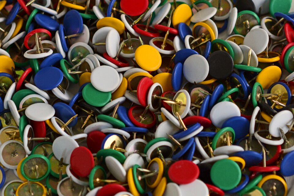 Colorful pin pointed
