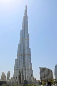 Burj khalifa sun palm trees