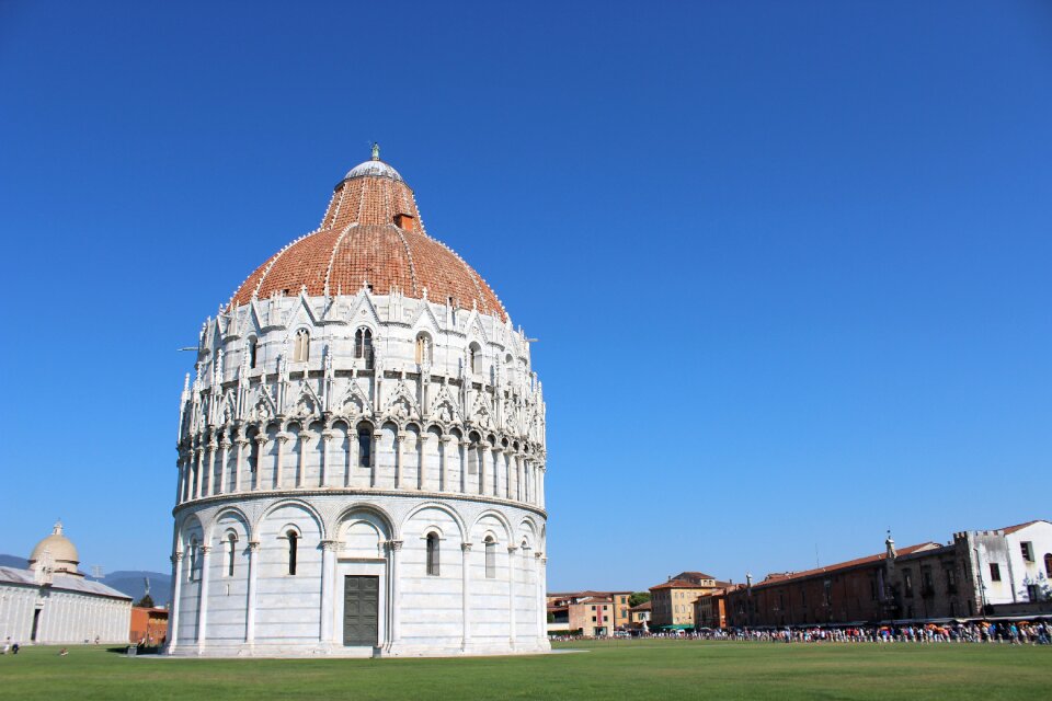 Blue sky piazza dei miracoli monument