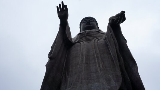 Nyuh shi hotel dai bu thasue buddha statue buddha