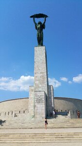 Hungarian statue column