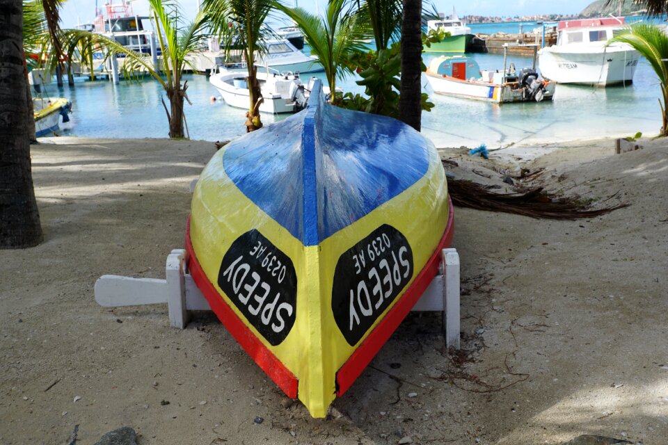St maarten beach boat