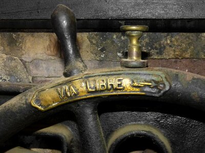 Railway rudder train