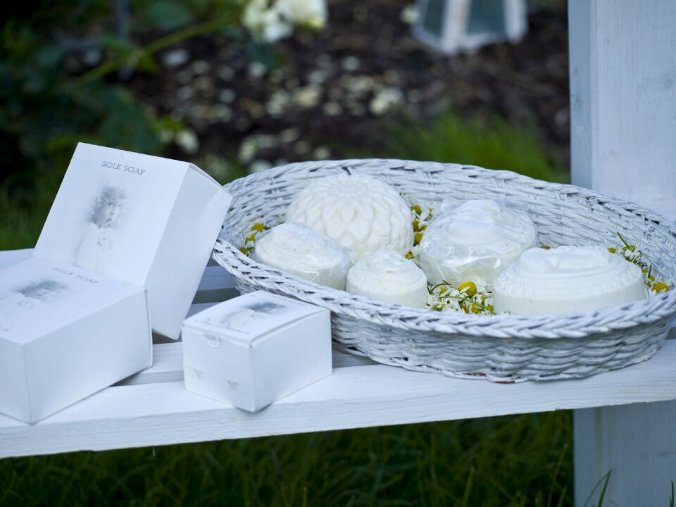 Chamomile sole soap white