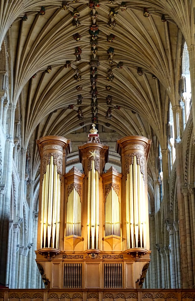 Musical pipes classical