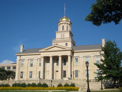 Building capitol city