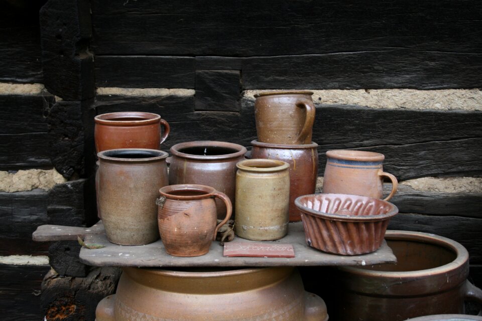 Sound hand labor vessels
