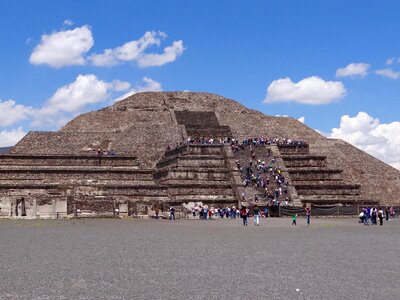 Aztec pyramid of the sun mexico