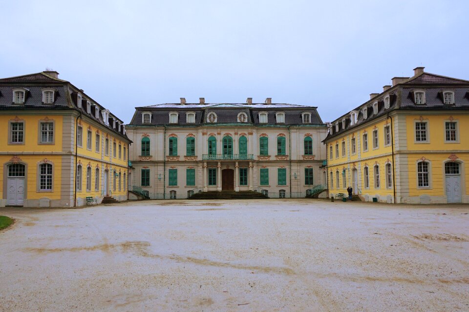 Residence building architecture