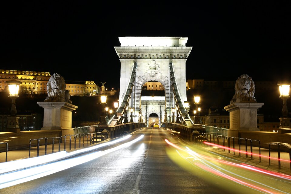 Hungary budapest cheney chain bridge