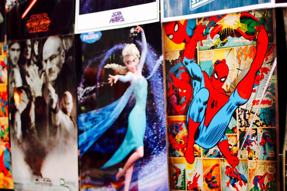 Fair comic figures