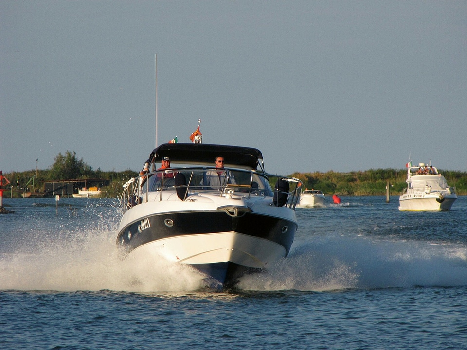 Boat speedboat motorboat