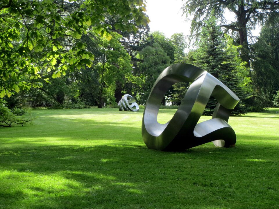 Sculpture nature green space
