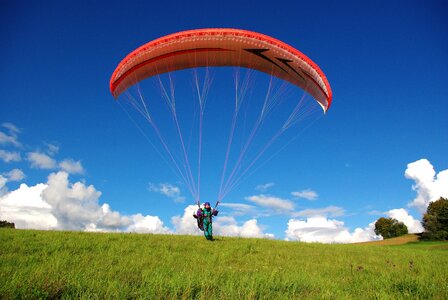 Paragliding outdoor movement