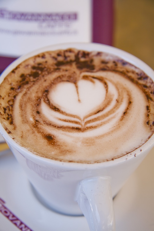 Milchschaum cafe coffee cup