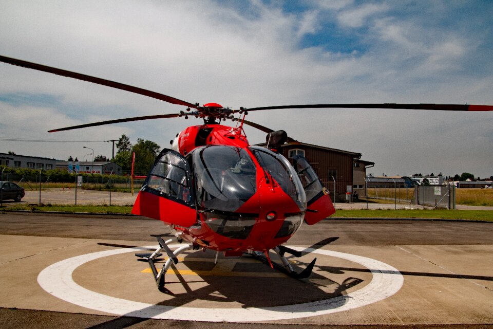 Helicopter red close